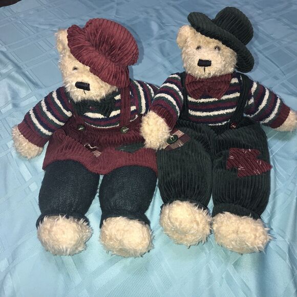 TB Trading Company BOY AND GIRL CHRISTMAS TEDDY BEARS Weighted Stuffed Plush - Picture 1 of 5